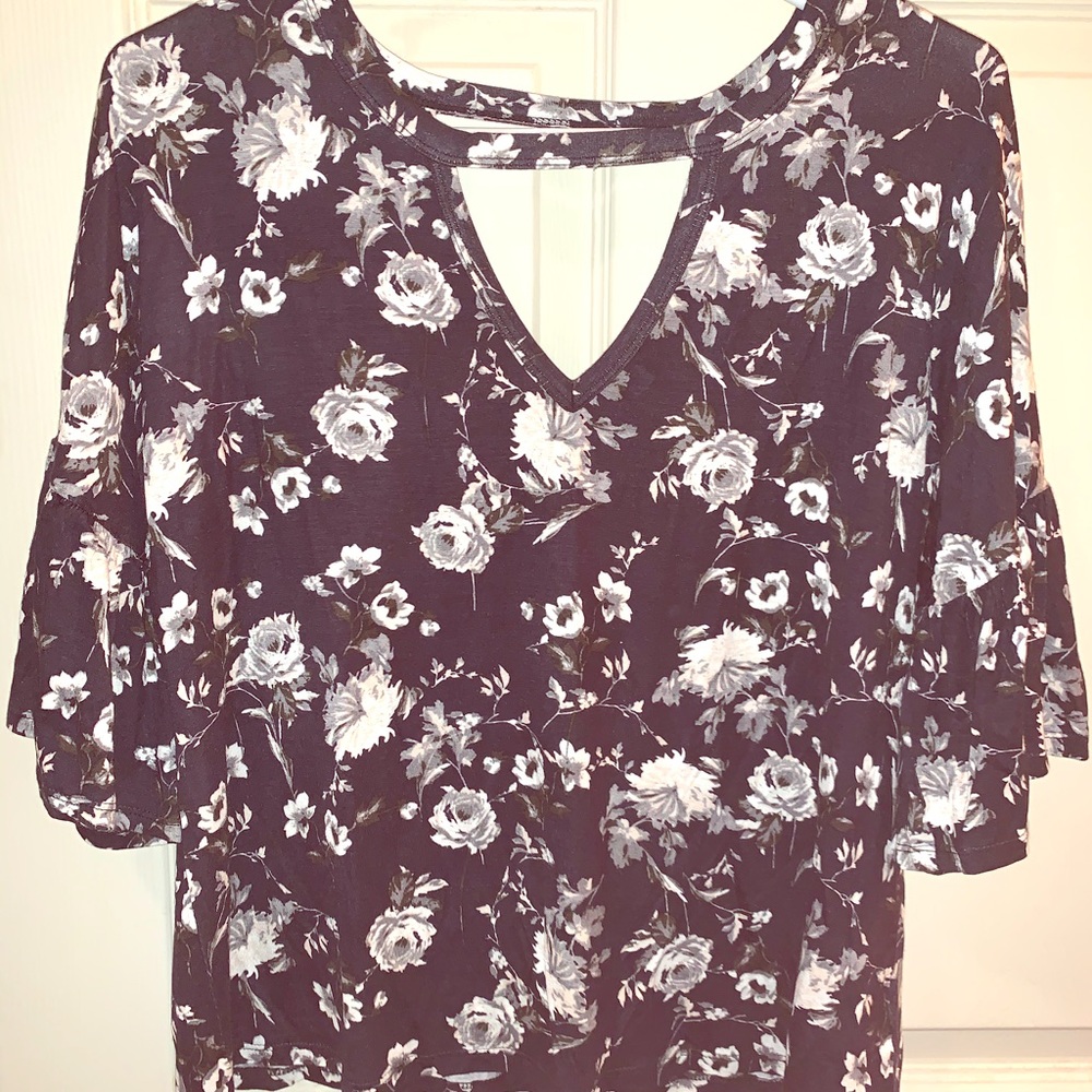 Women’s floral shirt